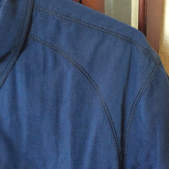 Short sleeve INC shirt. - Picture 6 of 7